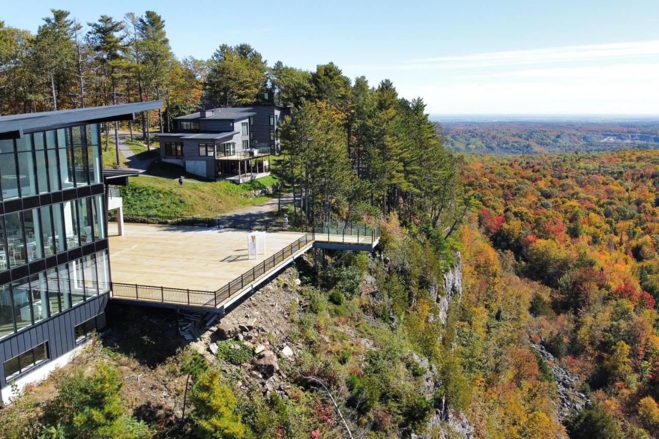 Auberge De La Montagne Coupee Saint Jean De Matha Exteriör bild